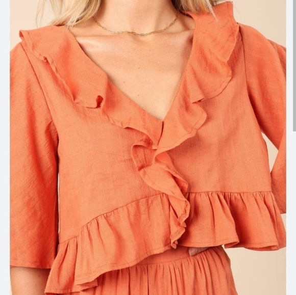 Petal & Pup Tops - Petal & Pup Flutter Sheridan Sleeve Boho Ruffle Peasant Blouse Top Large Rust